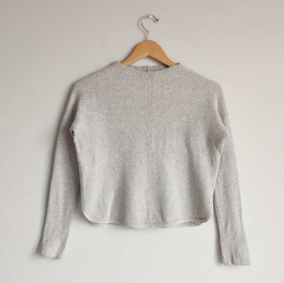 Aritzia Heather Grey Wool Blend Chalmers Mock Neck Ribbed Knit Crop Sweater S - Picture 3 of 8
